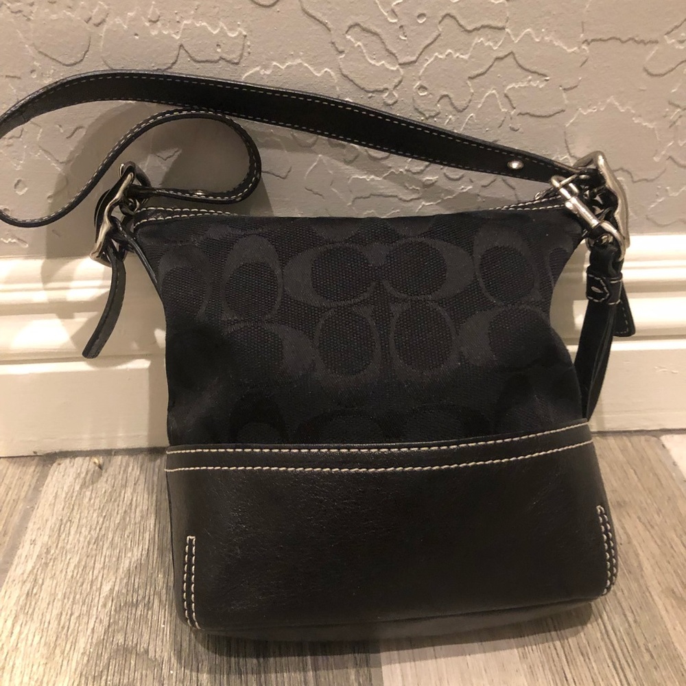 Adorable mini coach signature print black bag
